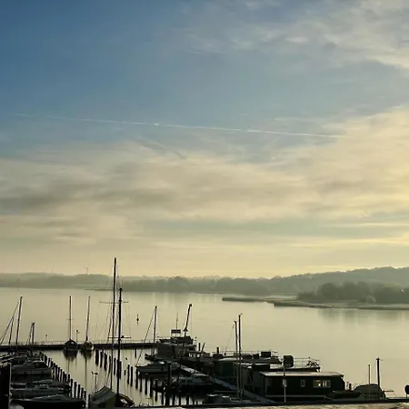 Schlei Moewe Mit Freiem Blick Auf Schlei